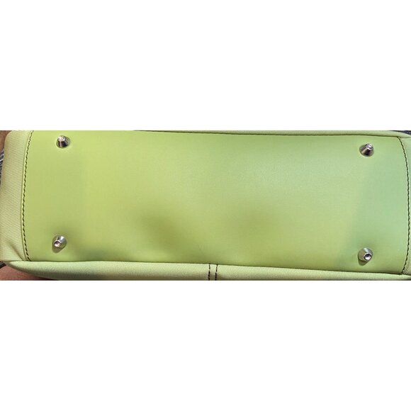 Crossbody Bag Spring Green With Adjustable Strap & Multi-Pockets Maxx New York - Picture 4 of 16